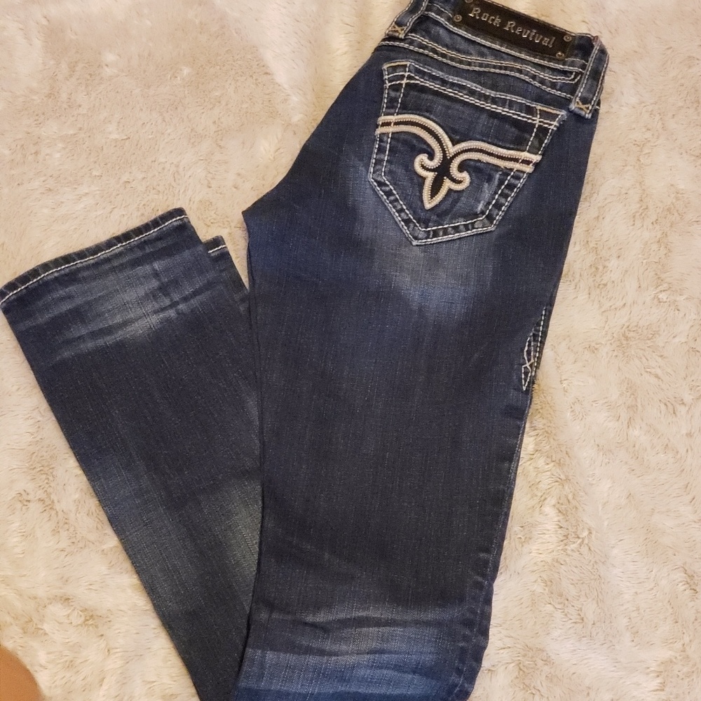 Rock revival Jean's